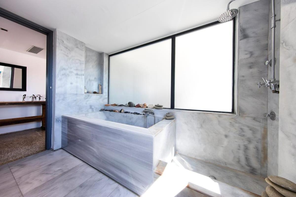 Eastern Aromas Loft In Psyri, Athens Apartment Luaran gambar