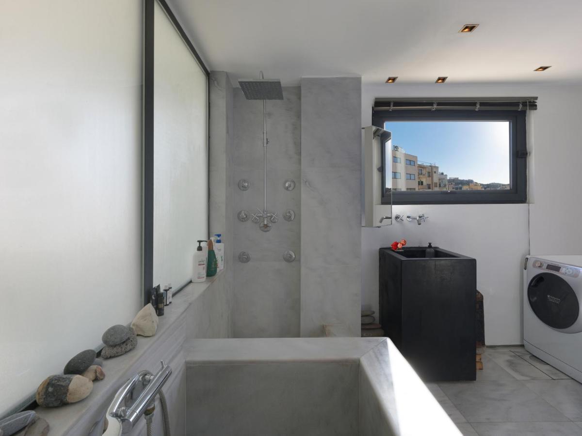 Eastern Aromas Loft In Psyri, Athens Apartment Luaran gambar